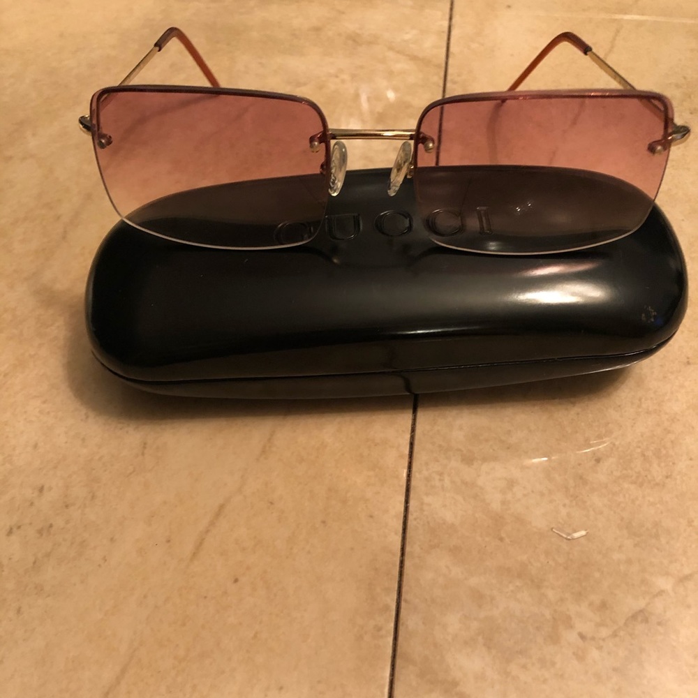 ❤️GUCCI❤️ - Picture 9 of 14